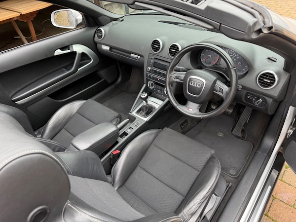 Used Audi A3 Cabriolet 2013 for sale - 76295803: Photo 21