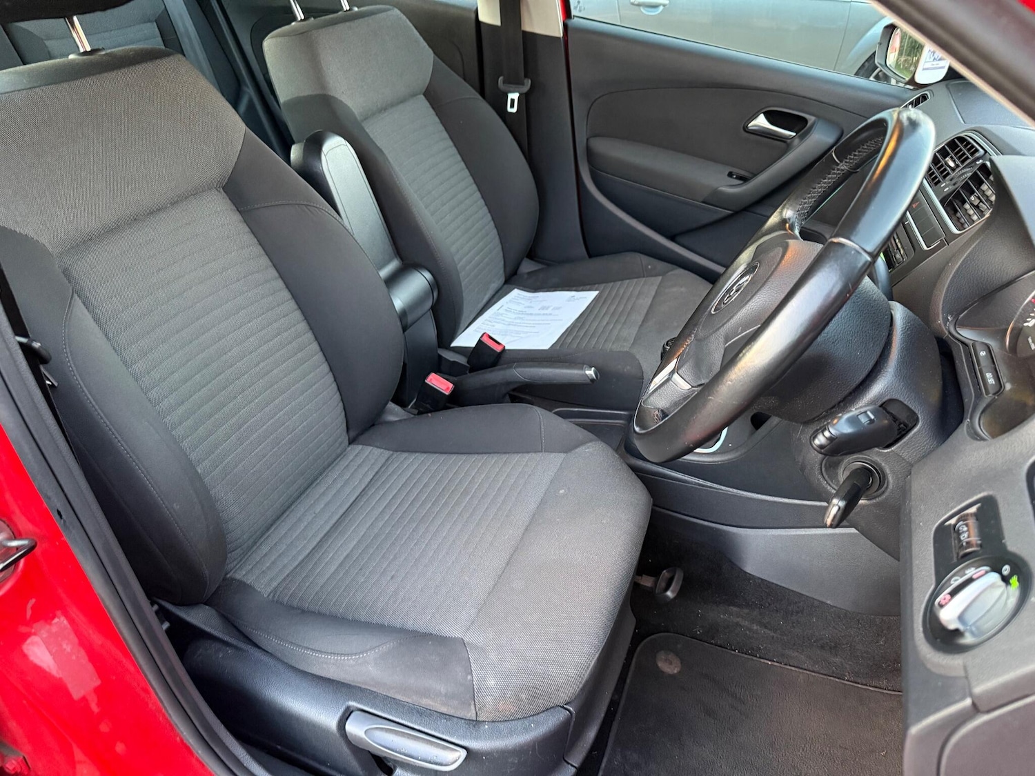 Used Volkswagen Polo 2011 for sale - 76964721: Photo 12