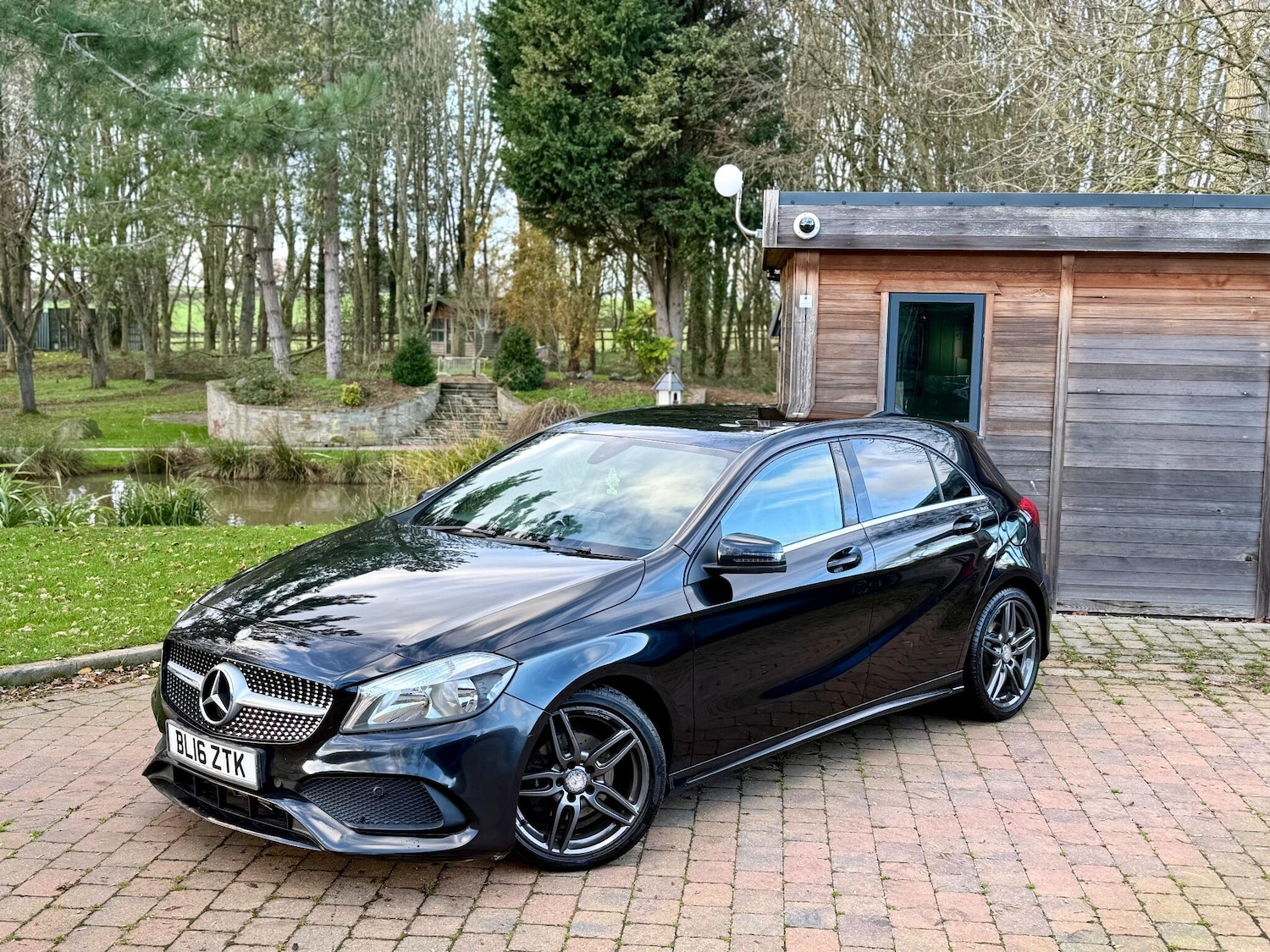 Used Mercedes-Benz A-Class 2016 for sale - 76913172: Photo 11