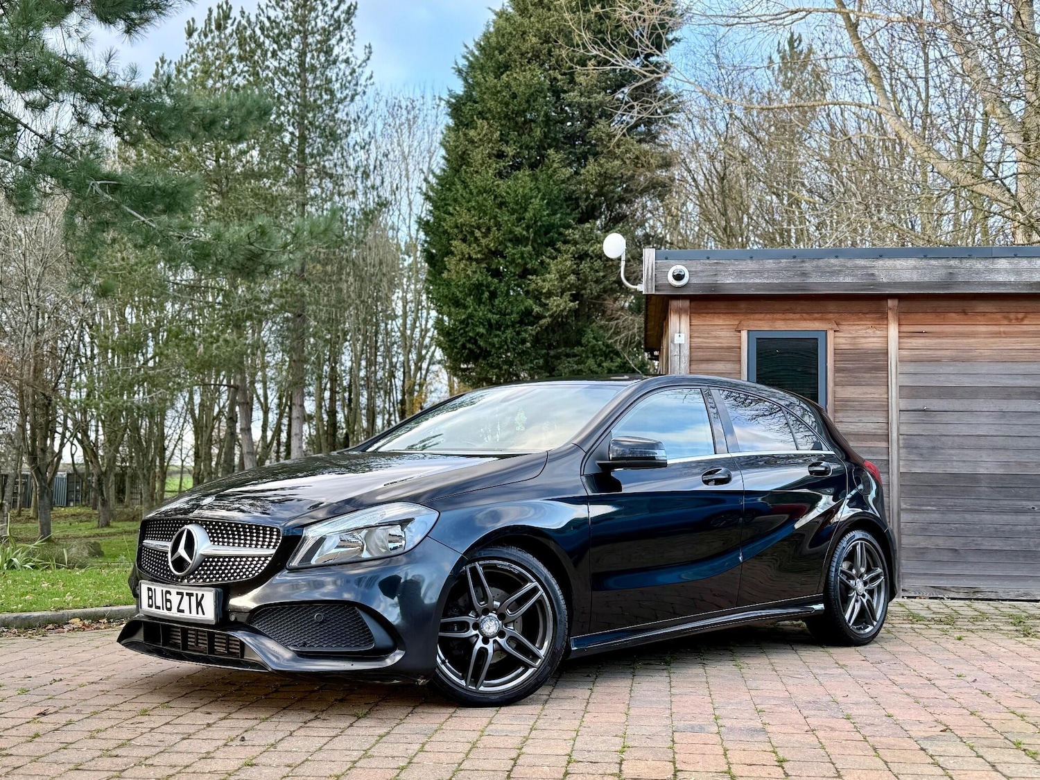Used Mercedes-Benz A-Class 2016 for sale - 76913172: Photo 2