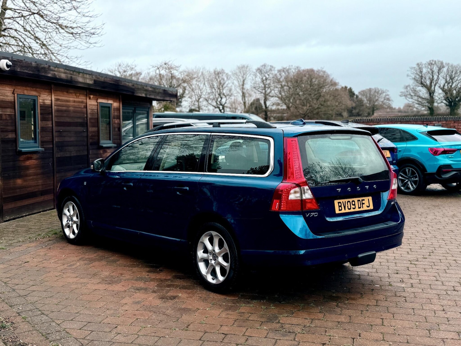 Used Volvo V70 2009 for sale - 77175411: Photo 21