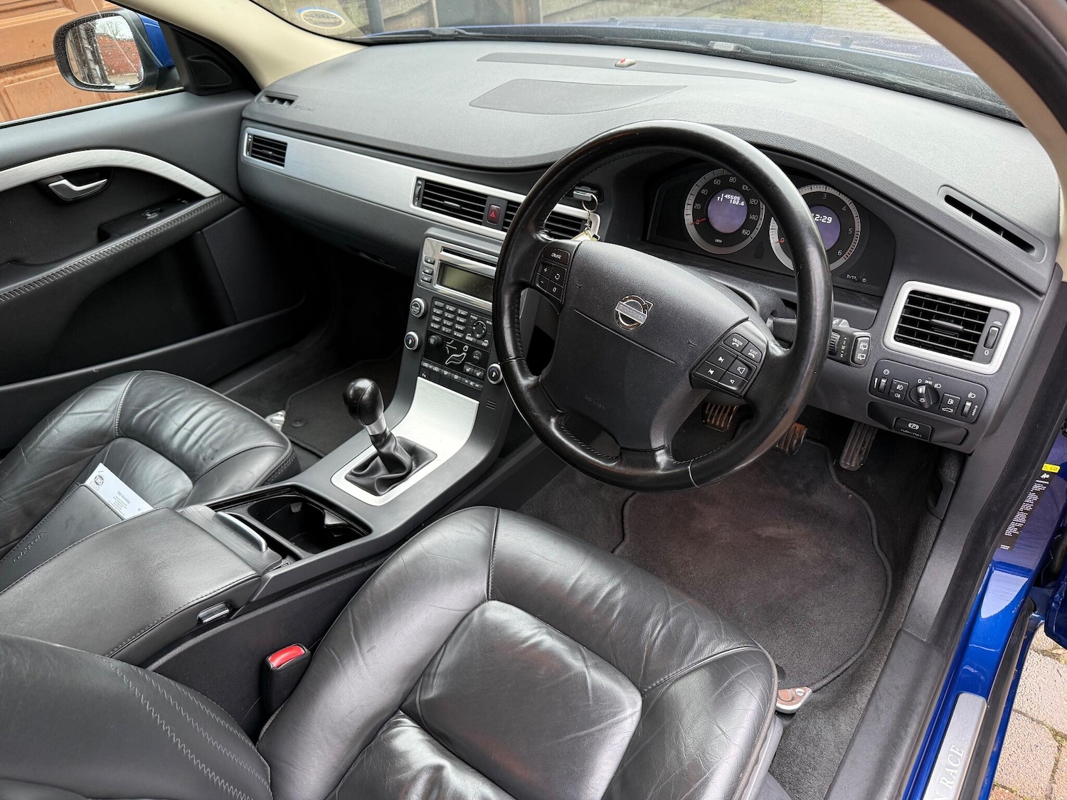 Used Volvo V70 2009 for sale - 77175411: Photo 24