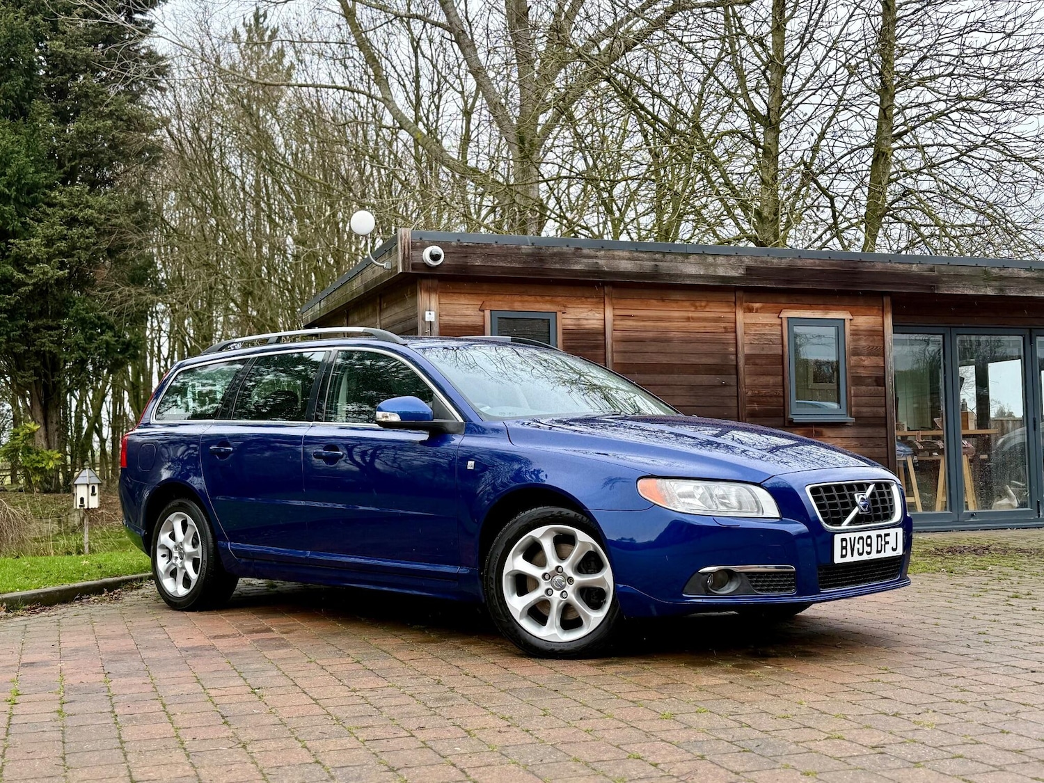 Used Volvo V70 2009 for sale - 77175411: Photo 6