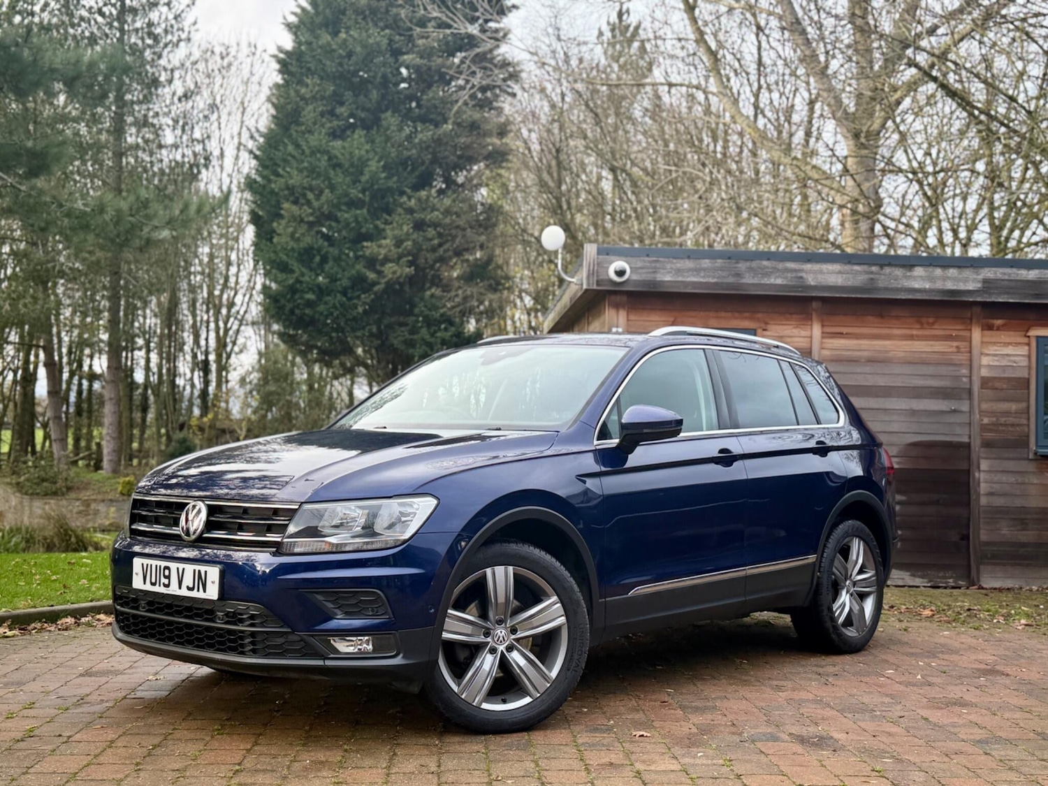 Used Volkswagen Tiguan for sale - 76728282: Photo 2