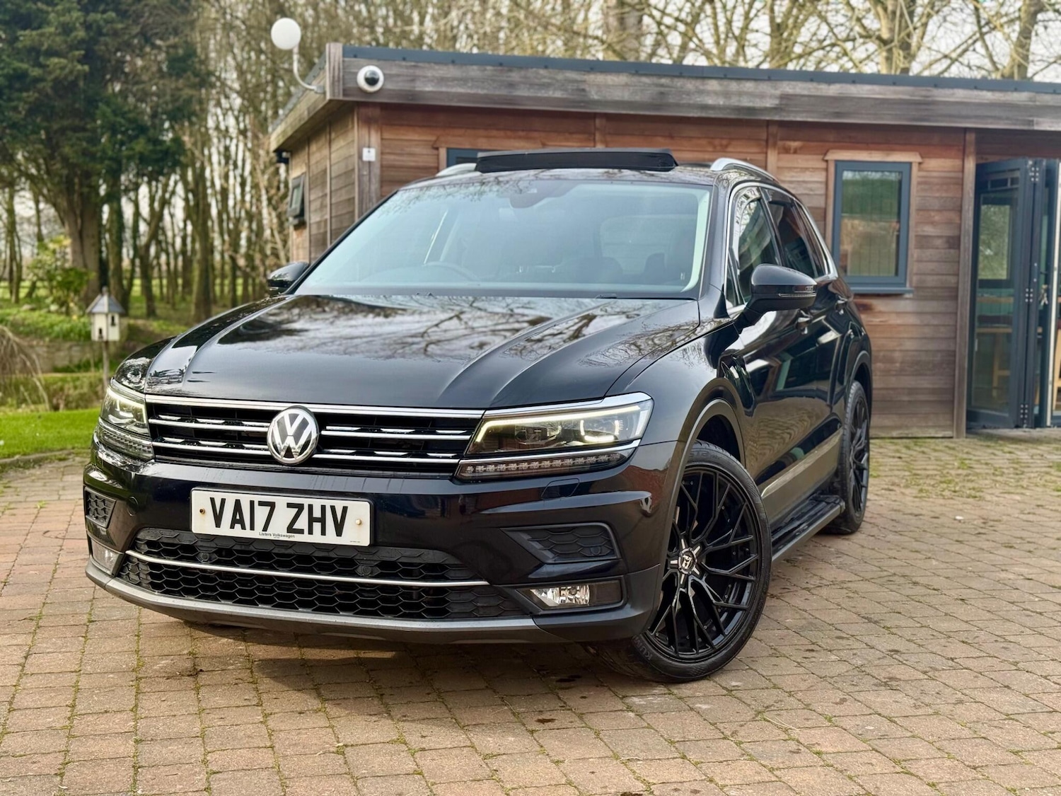Used Volkswagen Tiguan 2017 for sale - 77969692: Photo 10