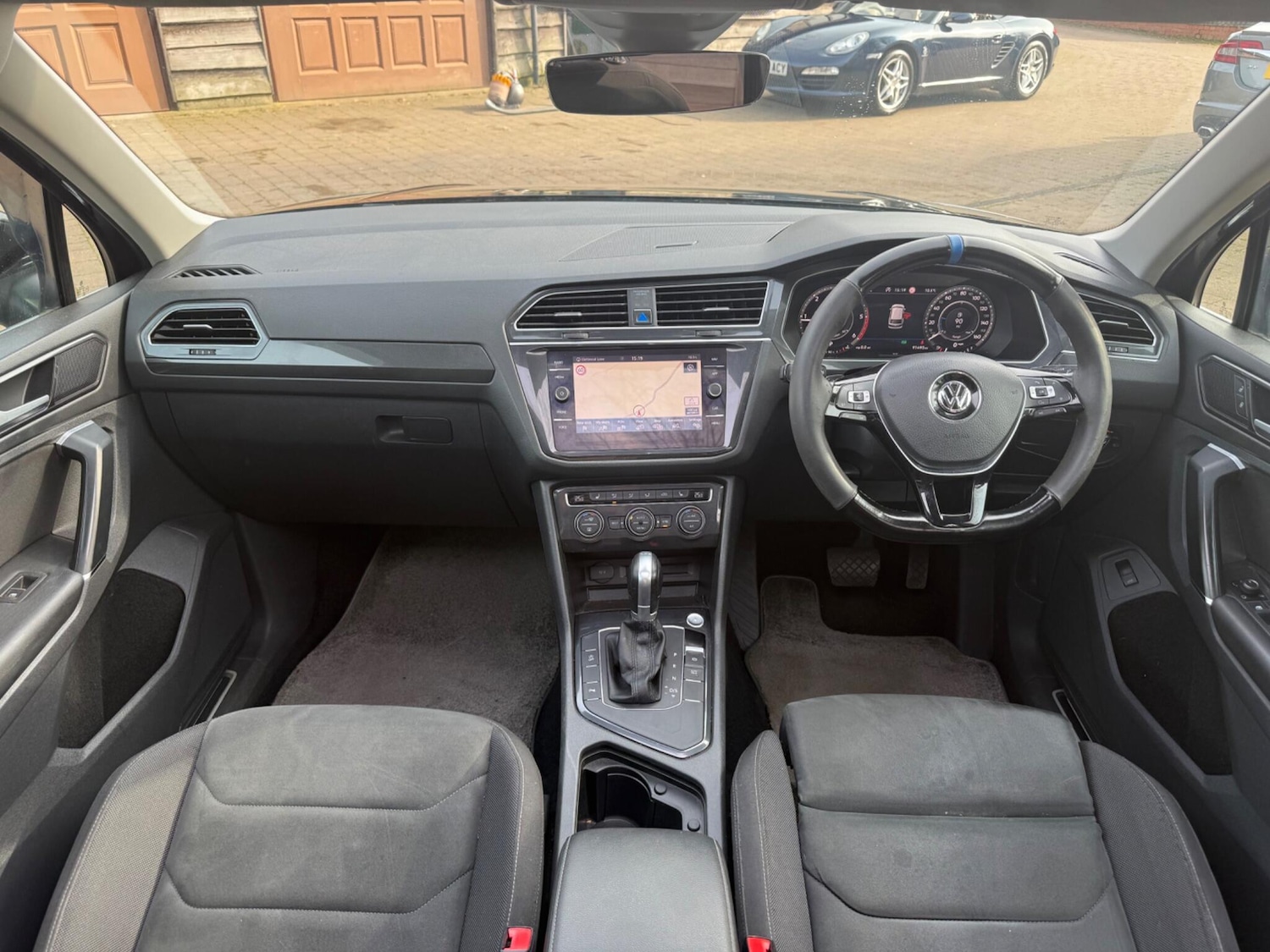 Used Volkswagen Tiguan 2017 for sale - 77969692: Photo 15