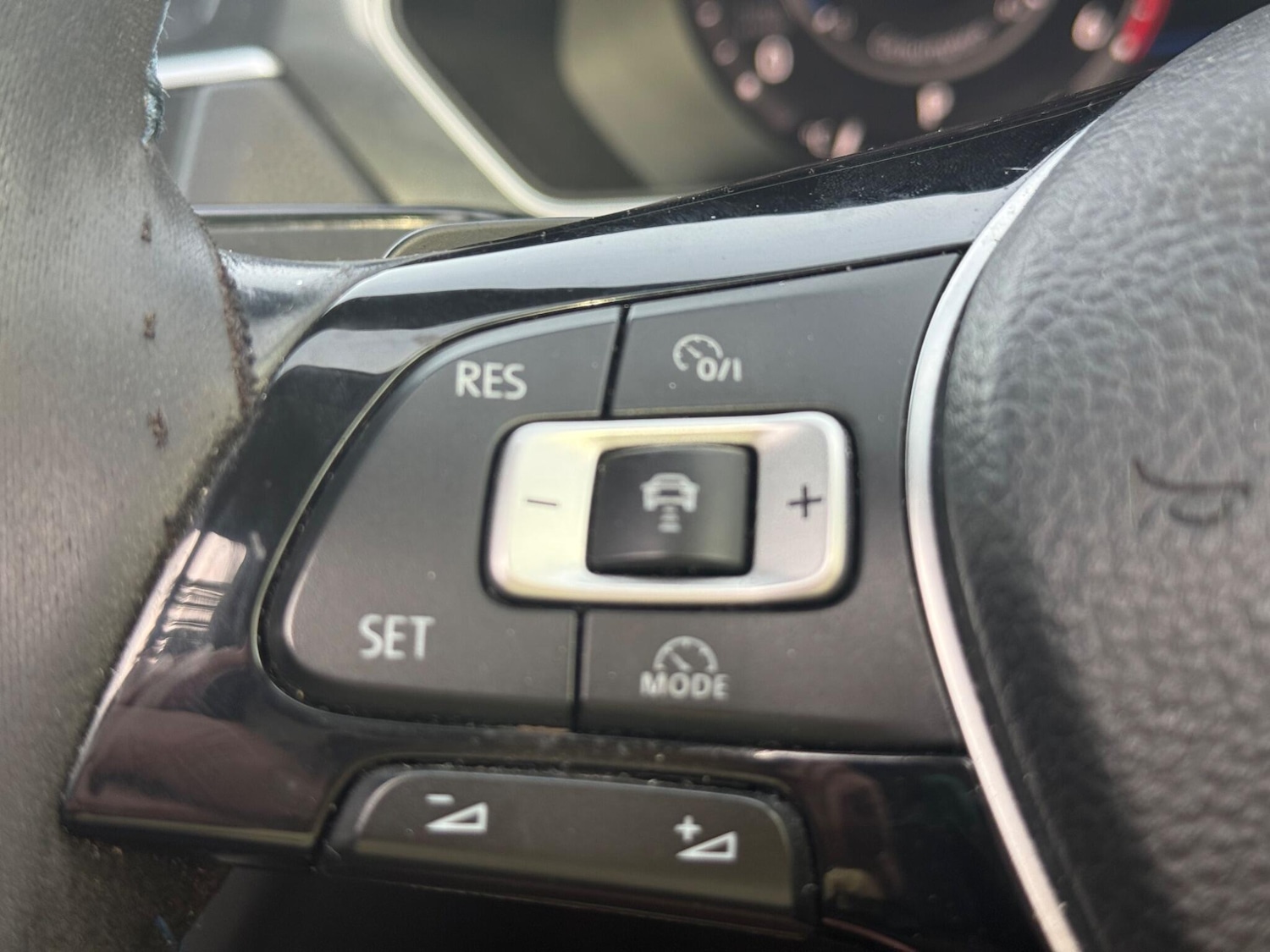 Used Volkswagen Tiguan 2017 for sale - 77969692: Photo 22