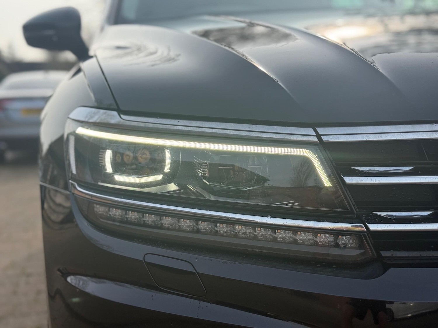 Used Volkswagen Tiguan 2017 for sale - 77969692: Photo 30