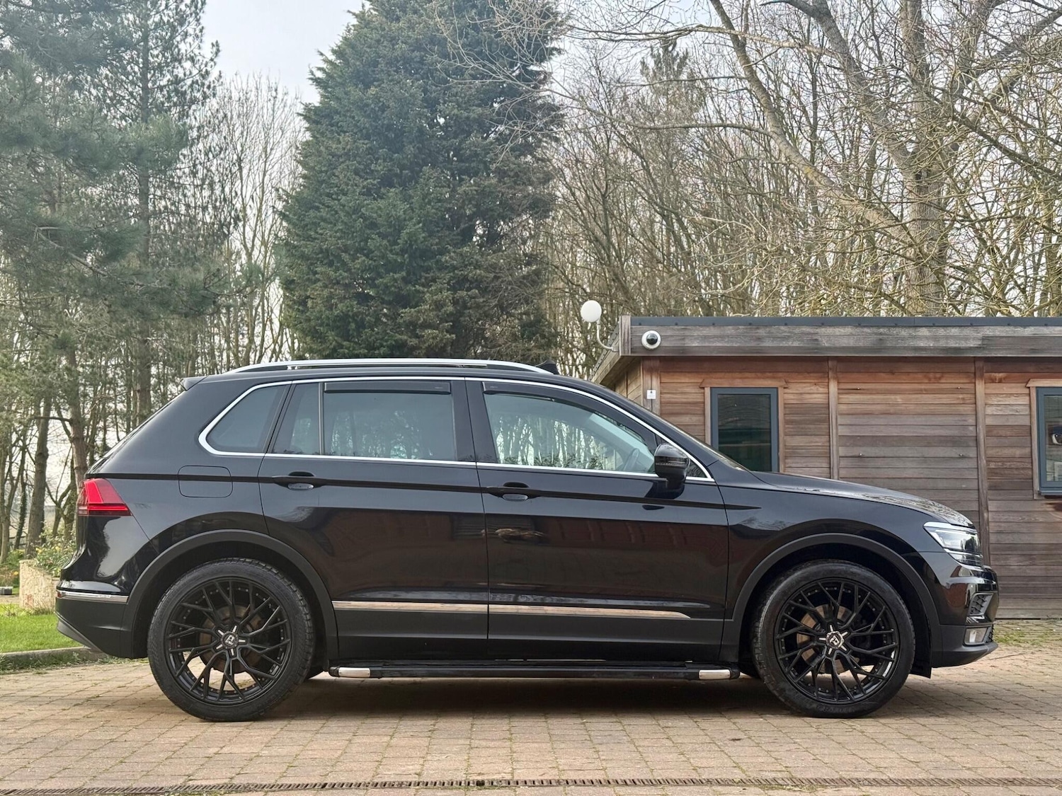 Used Volkswagen Tiguan 2017 for sale - 77969692: Photo 6