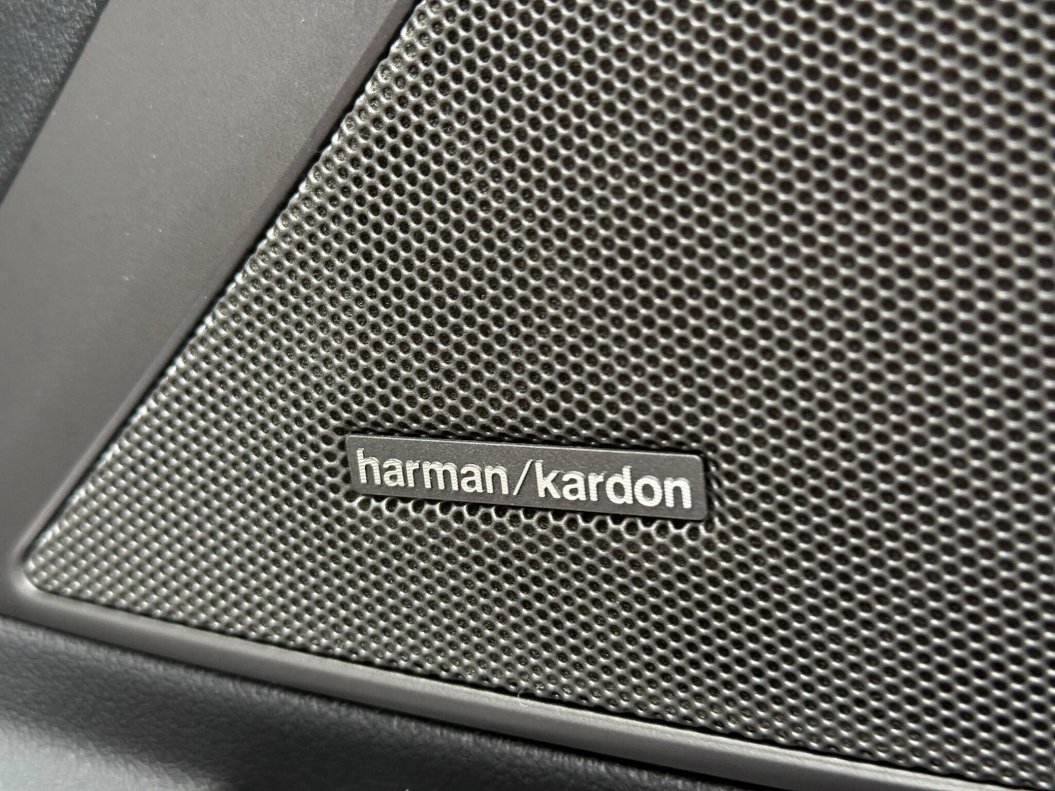 Used BMW 3 Series 2020 for sale - 76269709: Photo 32