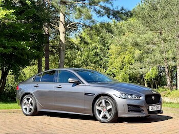 Used Jaguar XE 2017 for sale - 78491495: Photo