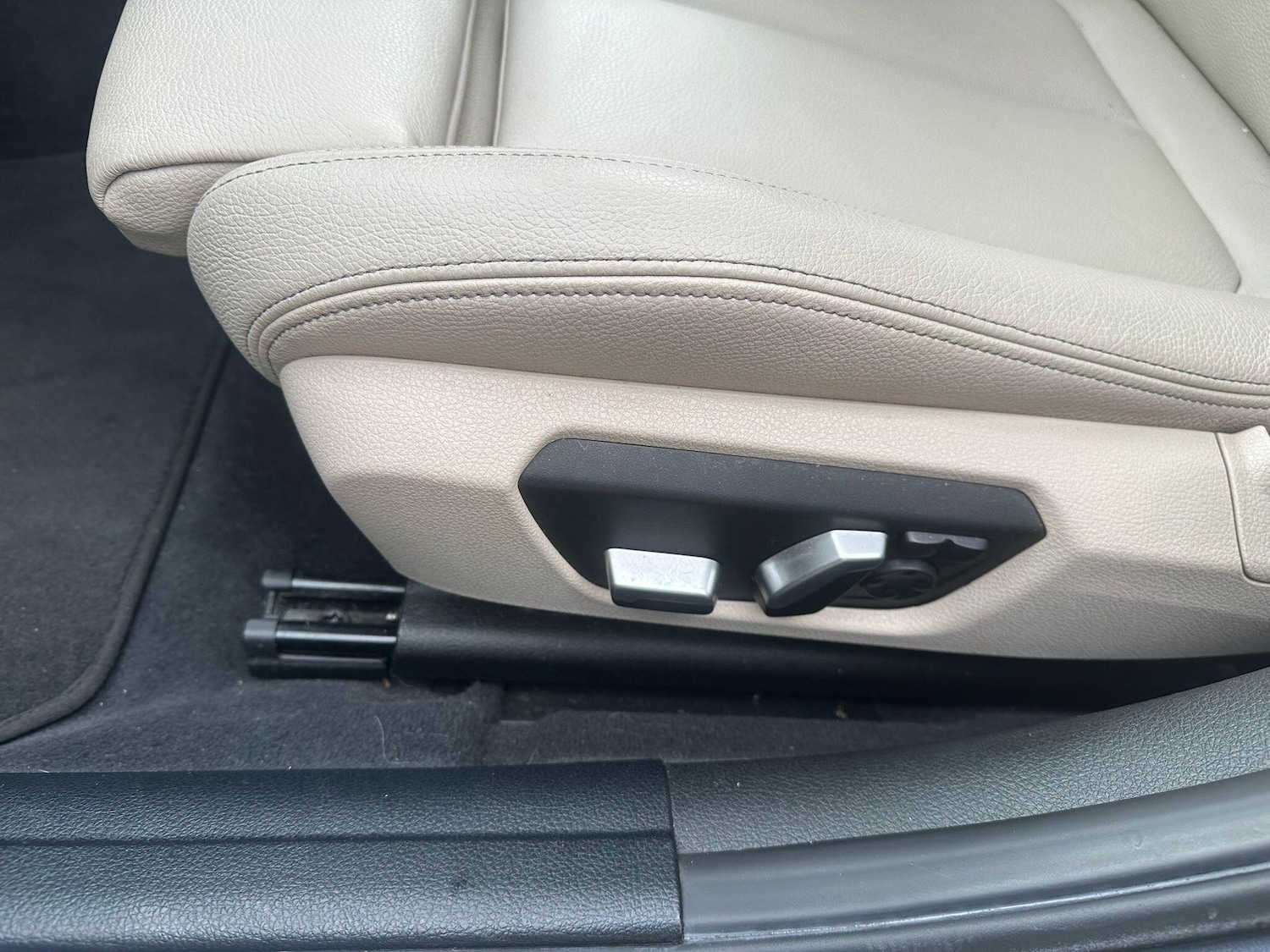 Used BMW Alpina 2017 for sale - 77704886: Photo 24