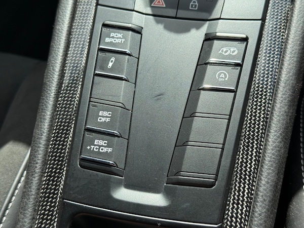 Used Porsche 718 Cayman 2023 for sale - 75697206: Photo 21