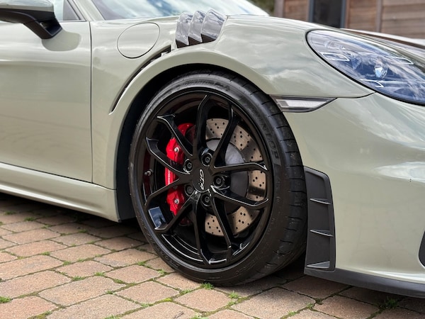 Used Porsche 718 Cayman 2023 for sale - 75697206: Photo 25