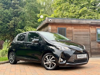 Used Toyota Yaris 2020 for sale - 79741662: Photo