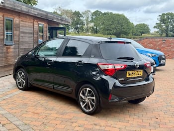 Used Toyota Yaris 2020 for sale - 79741662: Photo