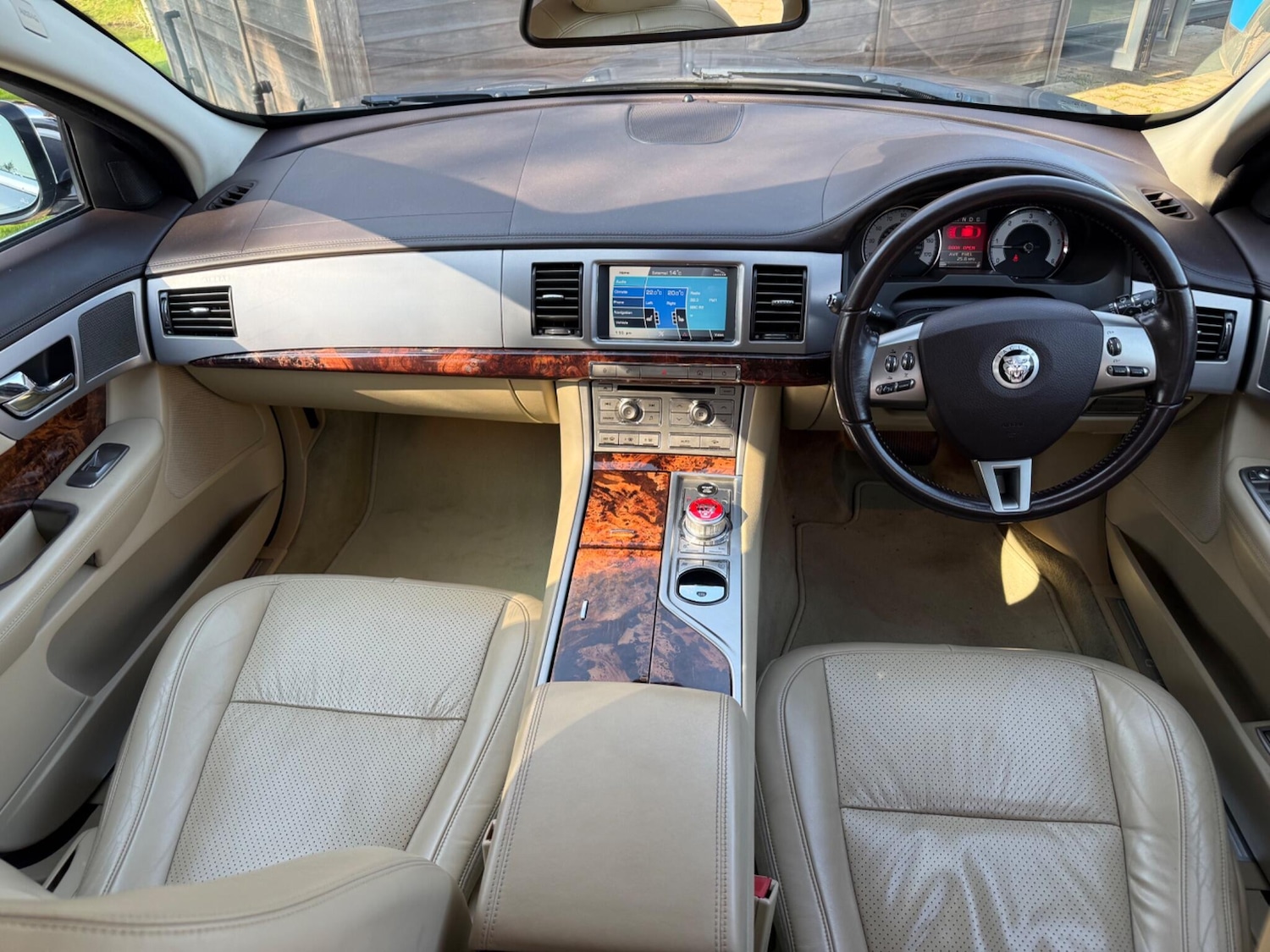 Used Jaguar XF 2009 for sale - 77957802: Photo 17