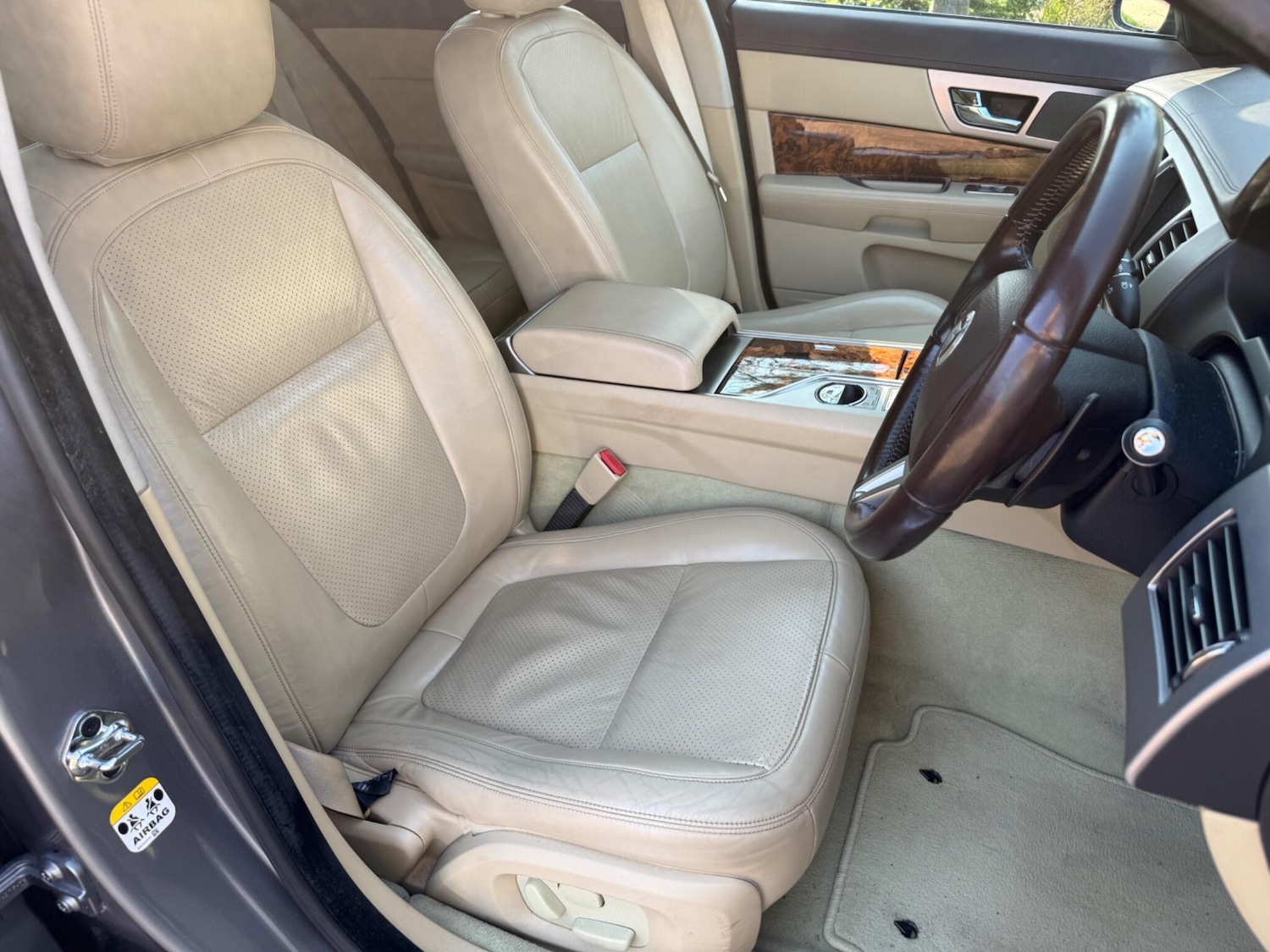 Used Jaguar XF 2009 for sale - 77957802: Photo 18