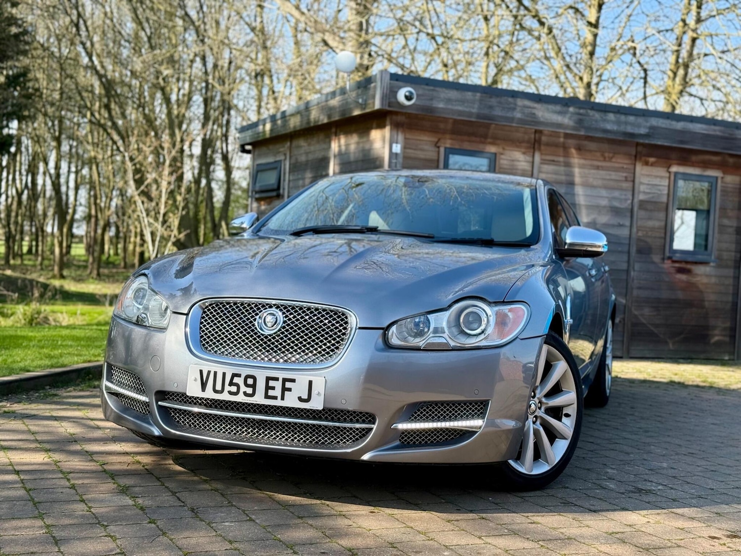 Used Jaguar XF 2009 for sale - 77957802: Photo 2