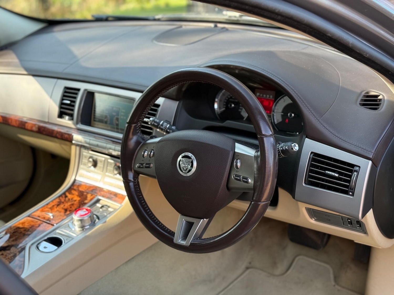 Used Jaguar XF 2009 for sale - 77957802: Photo 29