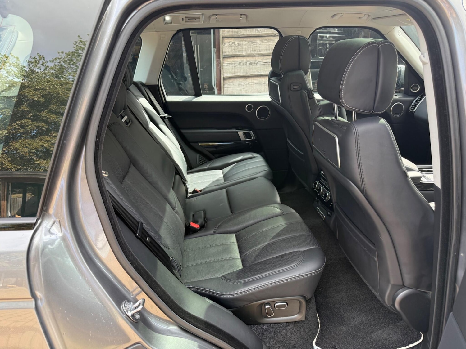 Vehicle 28
