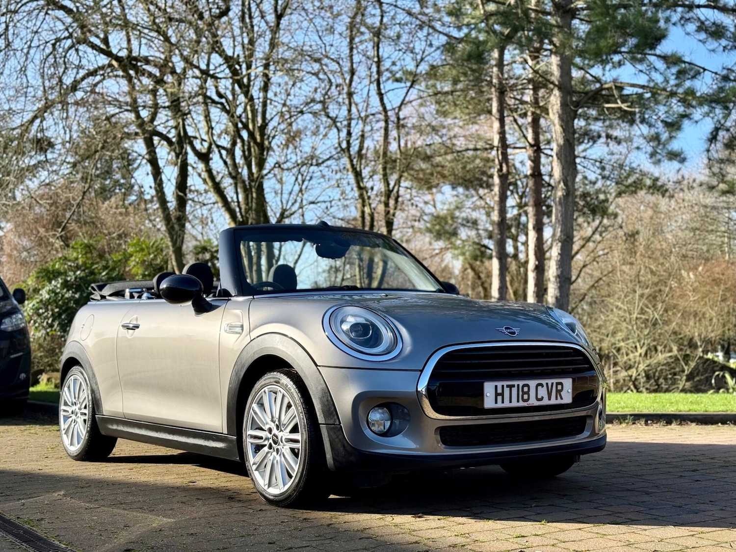 Used MINI Convertible 2018 for sale - 77352014: Photo 1