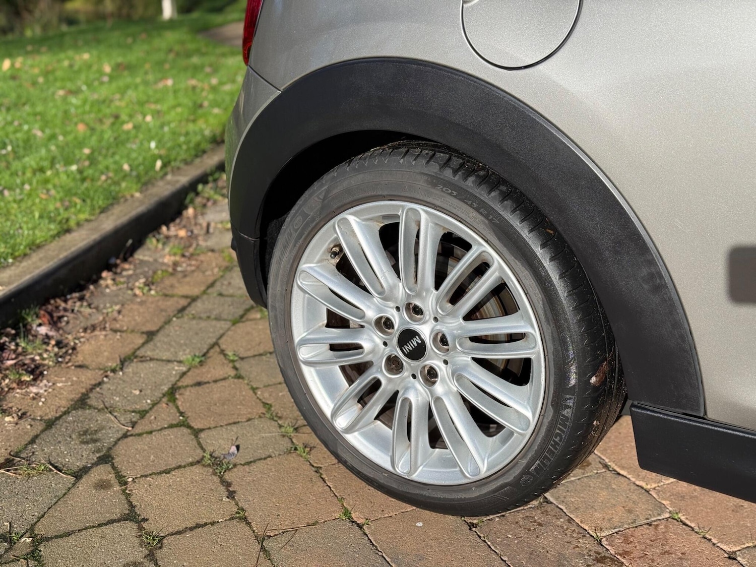 Used MINI Convertible 2018 for sale - 77352014: Photo 14