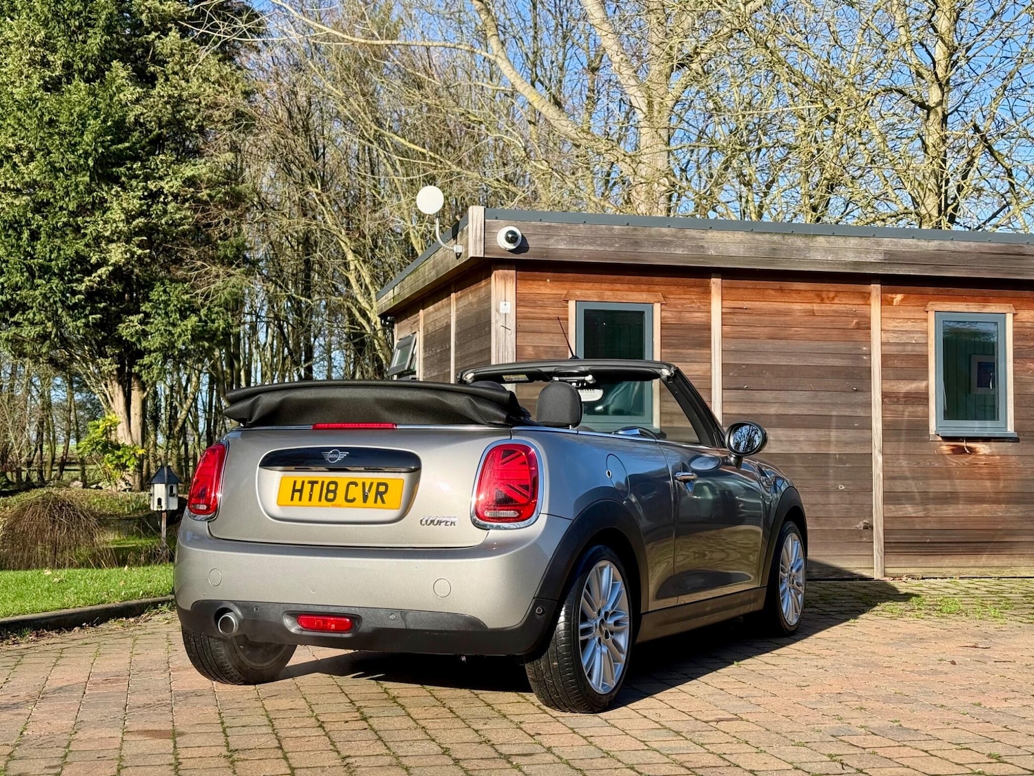 Used MINI Convertible 2018 for sale - 77352014: Photo 16