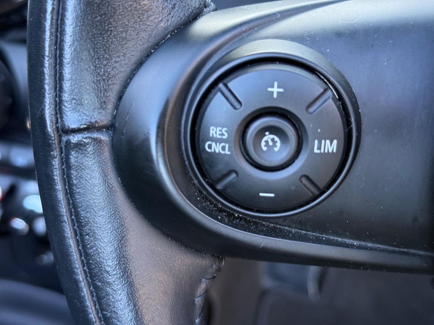 Used MINI Convertible 2018 for sale - 77352014: Photo 25