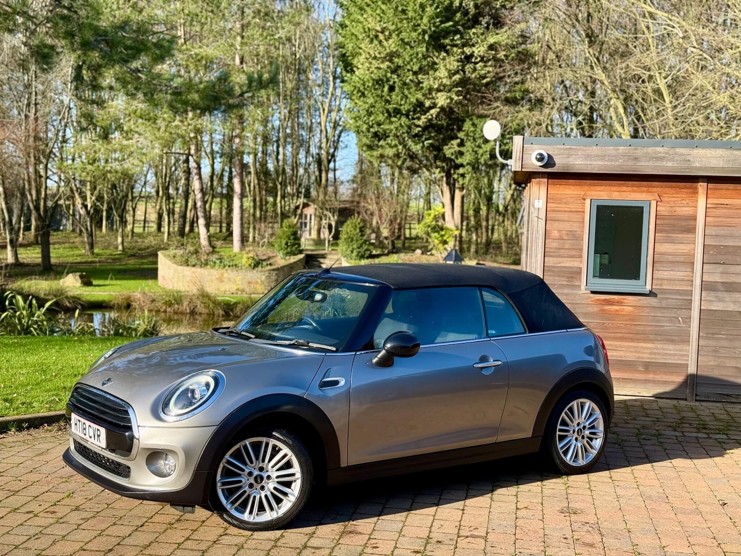 Used MINI Convertible 2018 for sale - 77352014: Photo 6