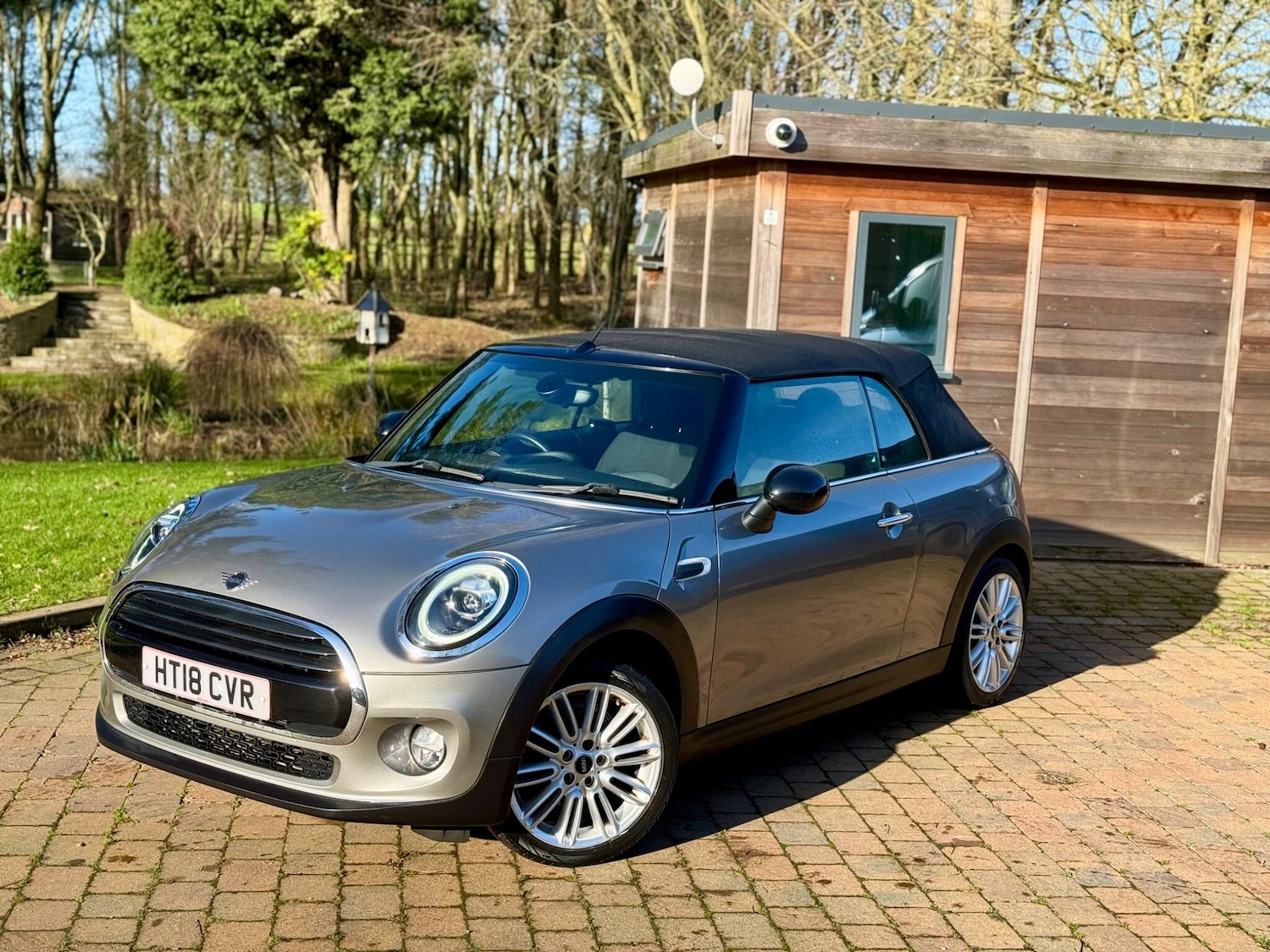 Used MINI Convertible 2018 for sale - 77352014: Photo 7