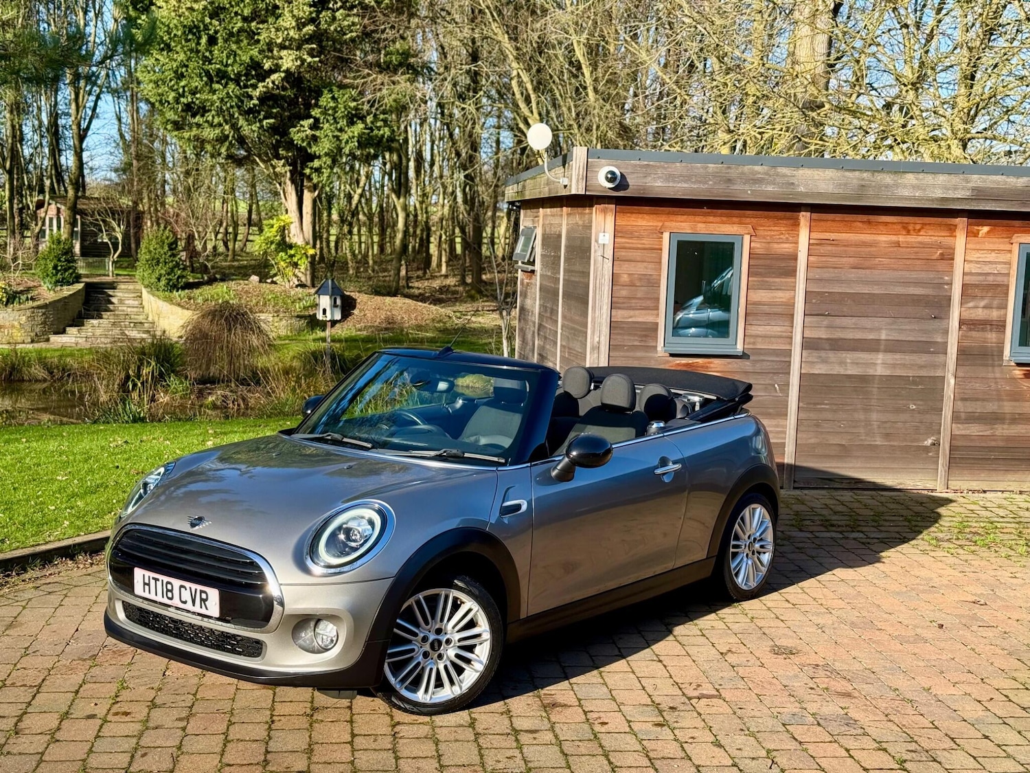 Used MINI Convertible 2018 for sale - 77352014: Photo 8