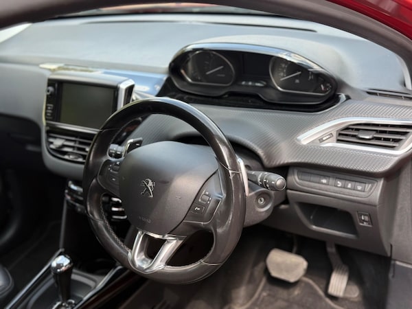 Used Peugeot 2008 2015 for sale - 75708555: Photo 20