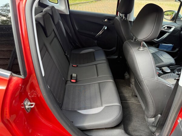 Used Peugeot 2008 2015 for sale - 75708555: Photo 23
