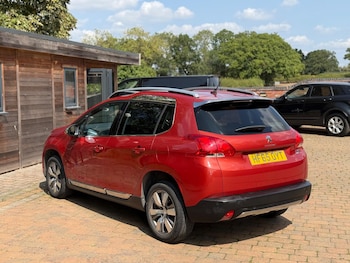 Used Peugeot 2008 2015 for sale - 75708555: Photo