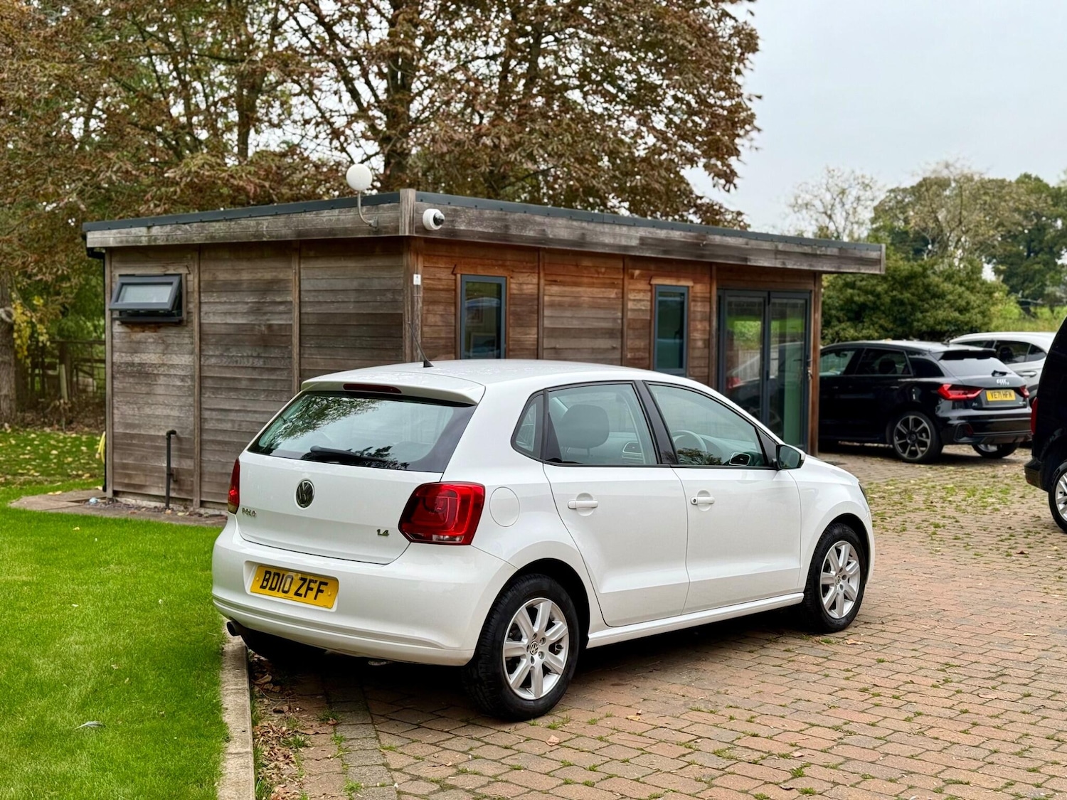 Used Volkswagen Polo 2010 for sale - 76283585: Photo 13