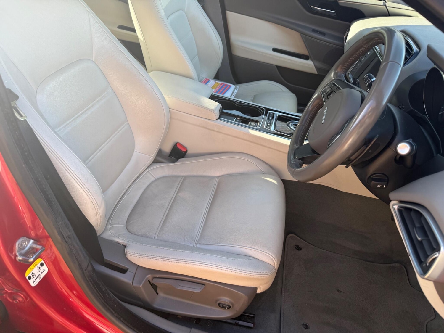 Used Jaguar XE for sale - 77598725: Photo 18