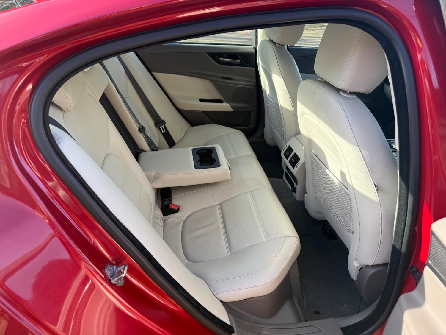 Used Jaguar XE for sale - 77598725: Photo 20