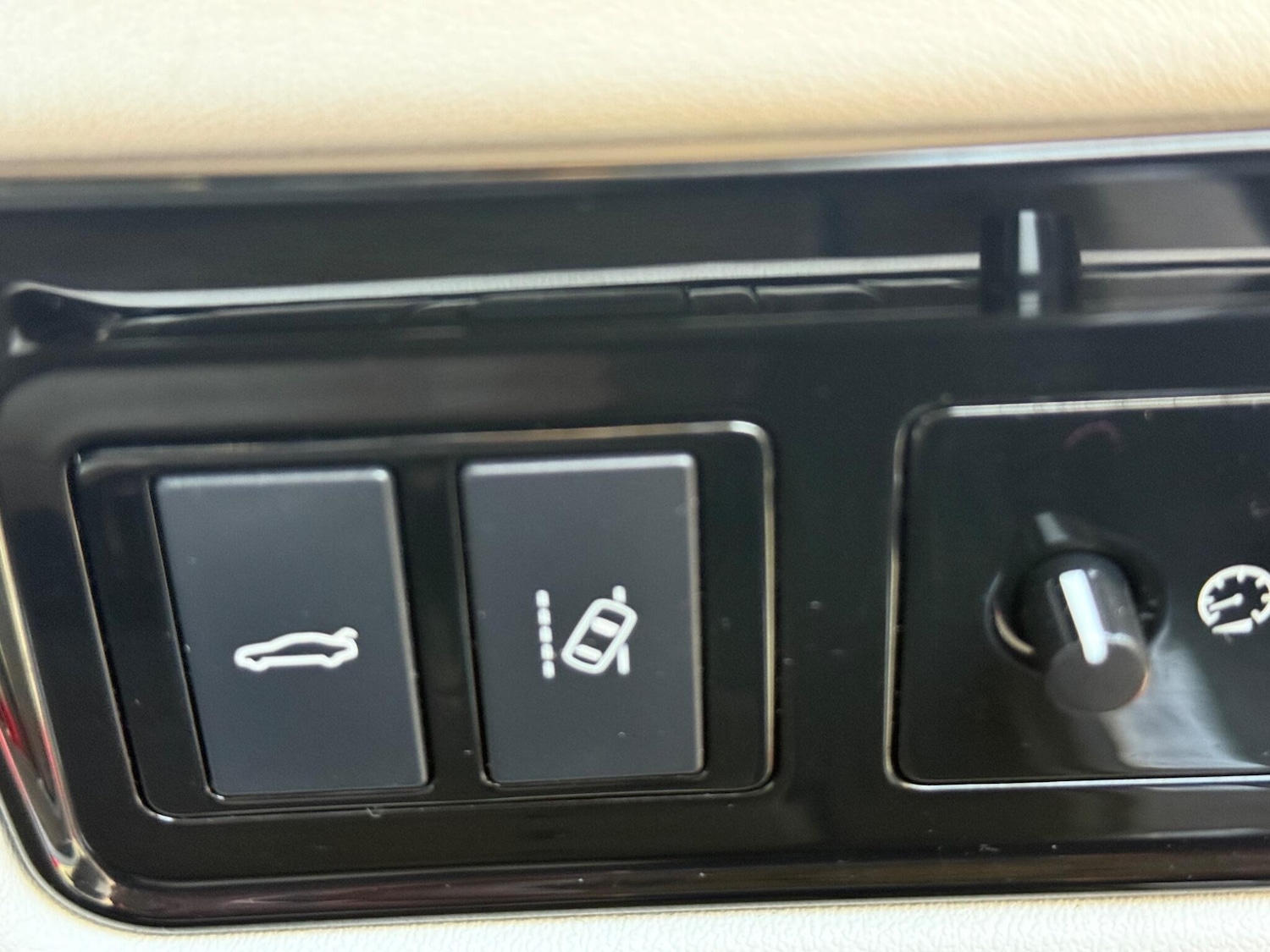 Used Jaguar XE for sale - 77598725: Photo 21