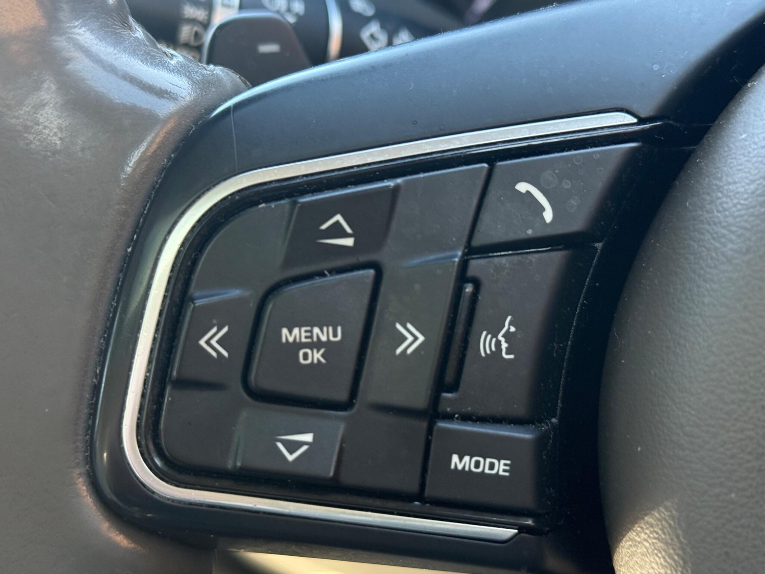 Used Jaguar XE for sale - 77598725: Photo 23