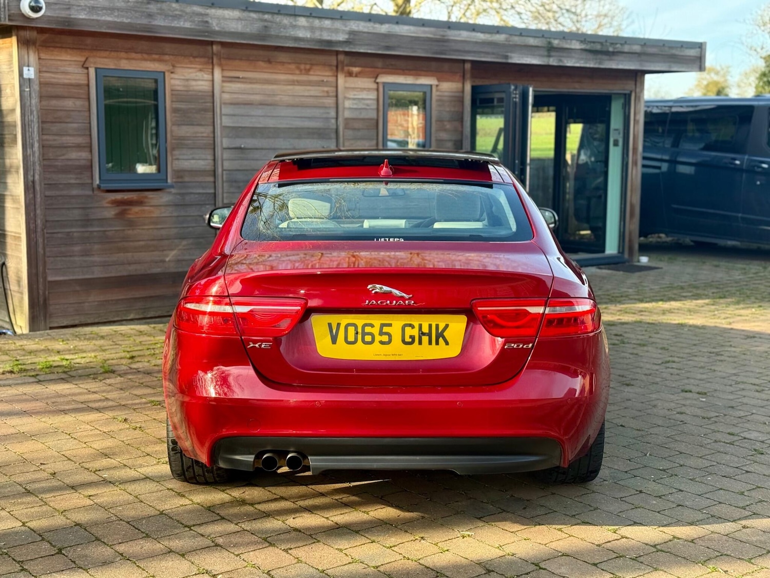 Used Jaguar XE for sale - 77598725: Photo 4