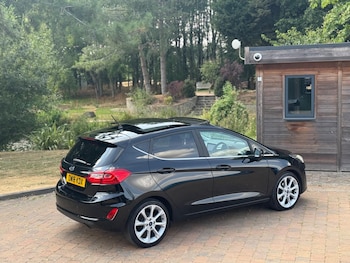 Used Ford Fiesta 2018 for sale - 79361362: Photo