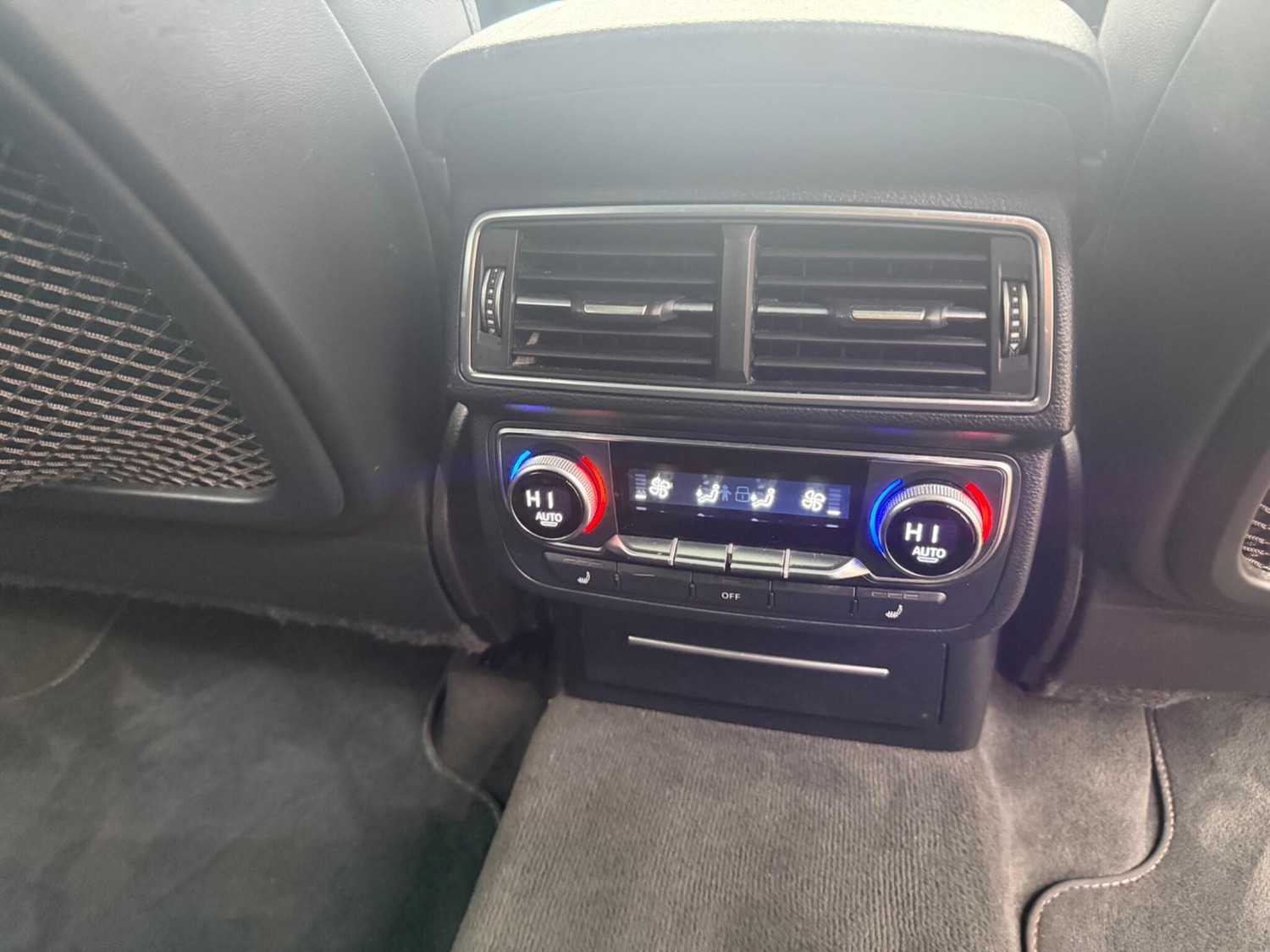 Used Audi Q7 2015 for sale - 77537869: Photo 10