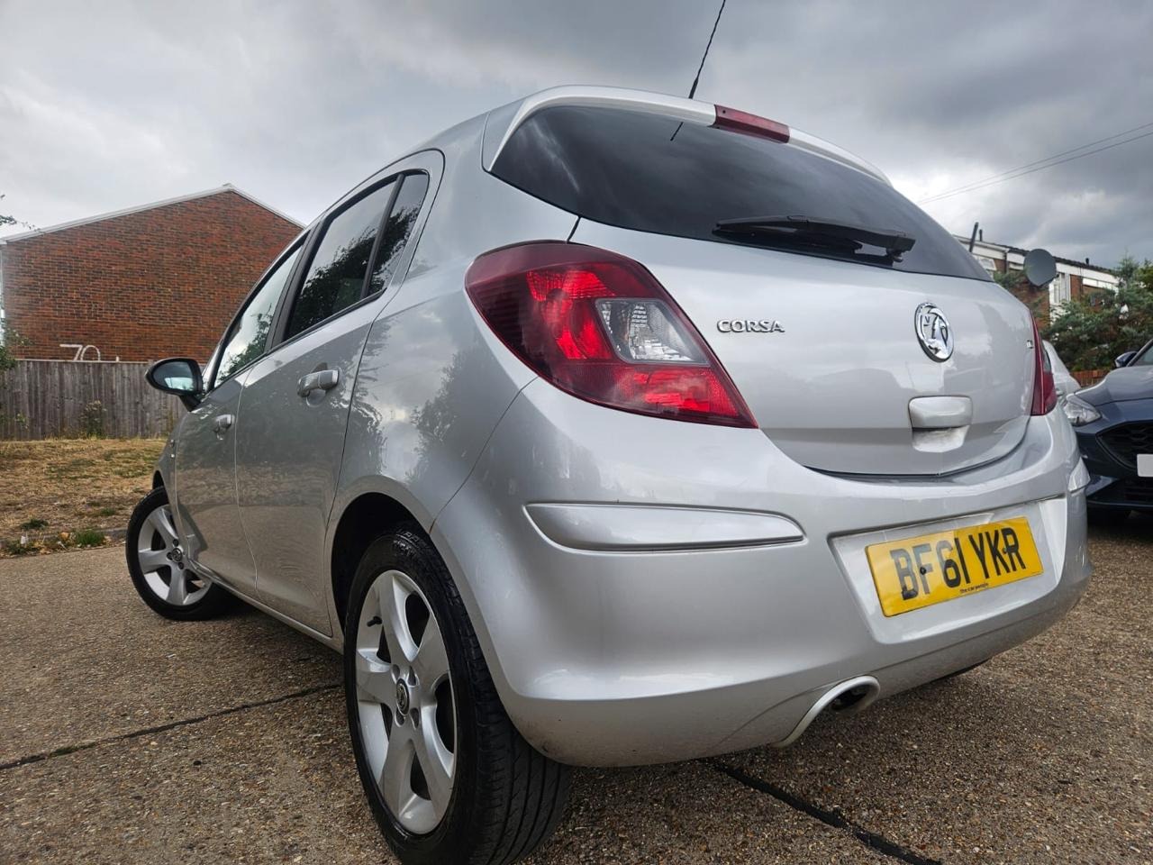 Vehicle 21