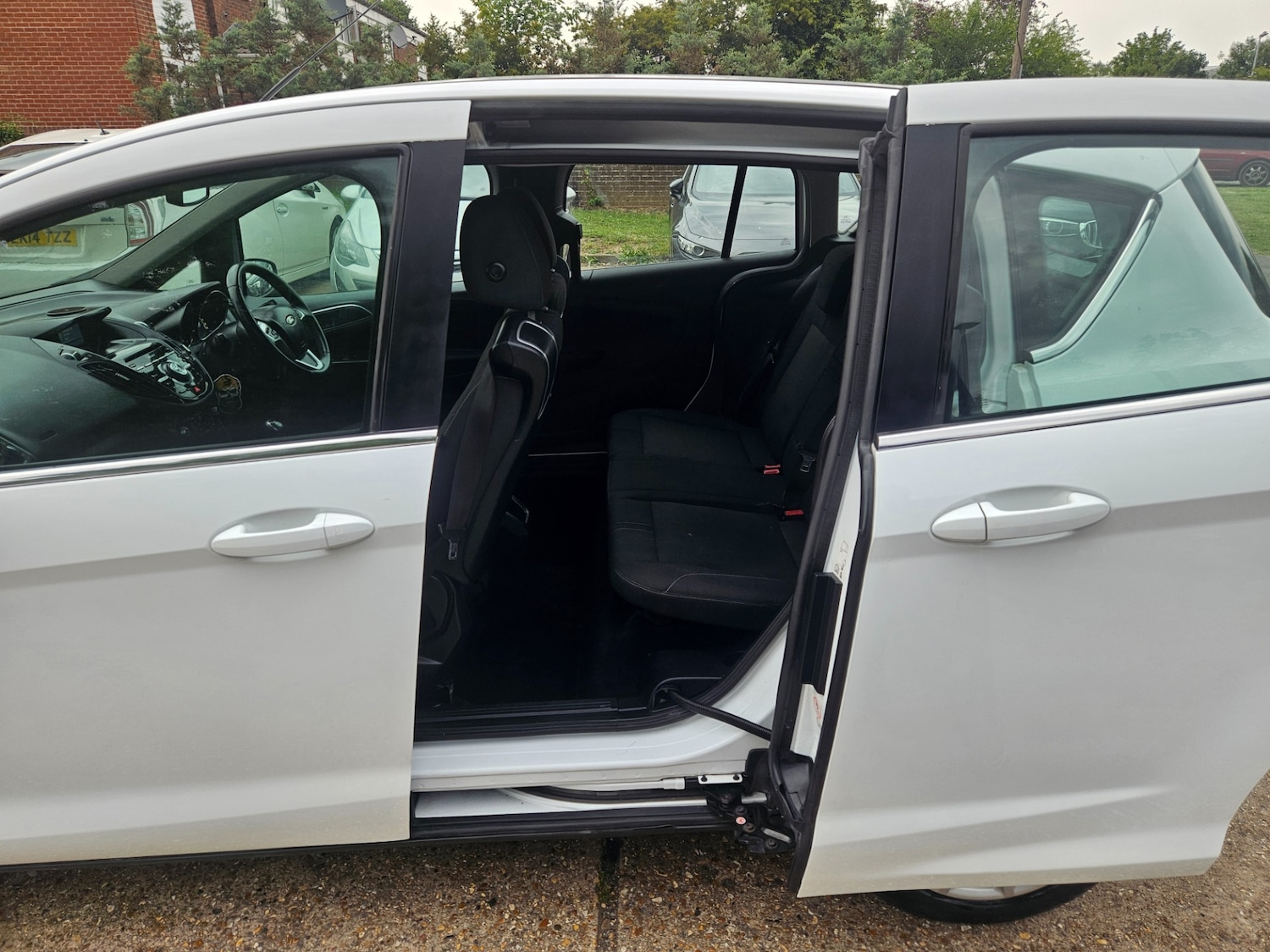 Vehicle 29