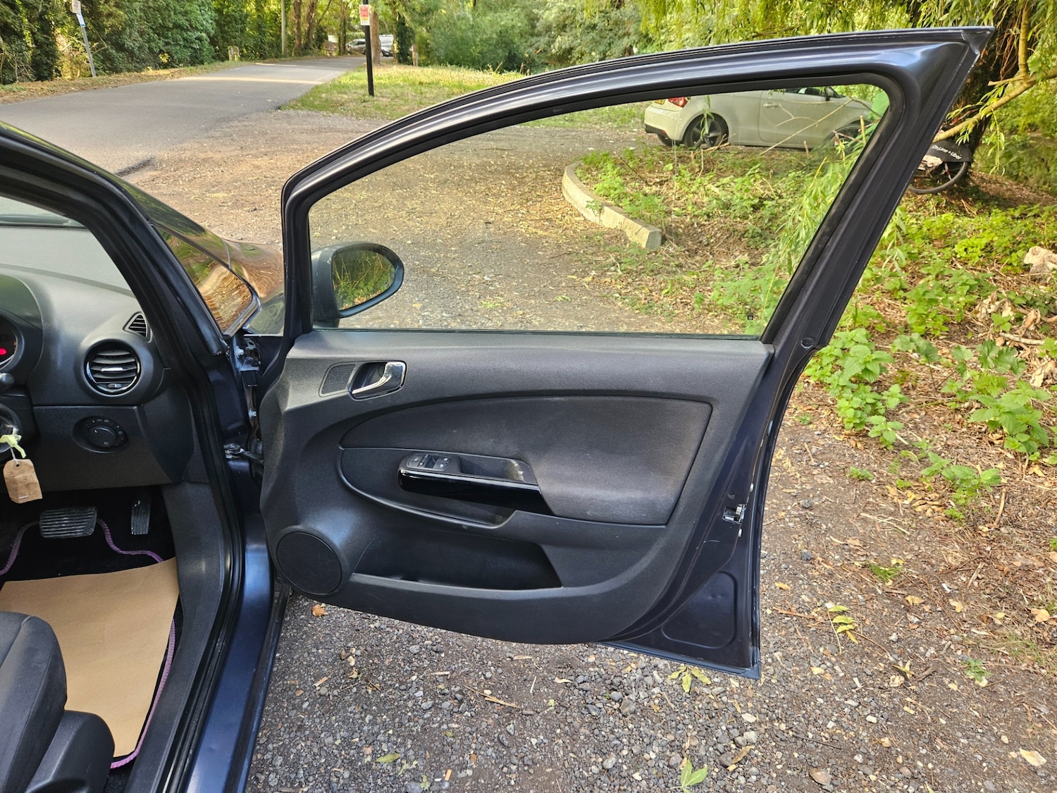 Vehicle 25