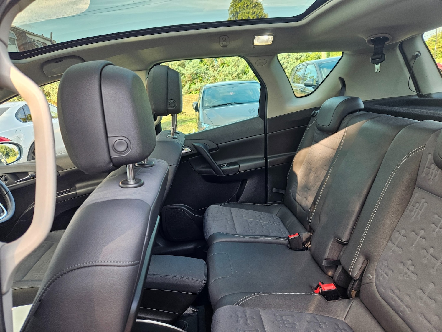 Used Vauxhall Meriva 2012 for sale - 76466118: Photo 24