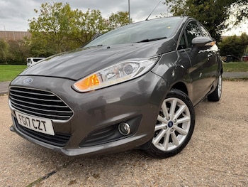 Used Ford Fiesta 2017 for sale - 76038015: Photo