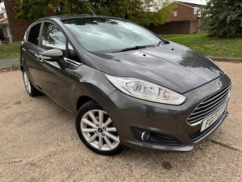 Used Ford Fiesta 2017 for sale - 76038015: Photo