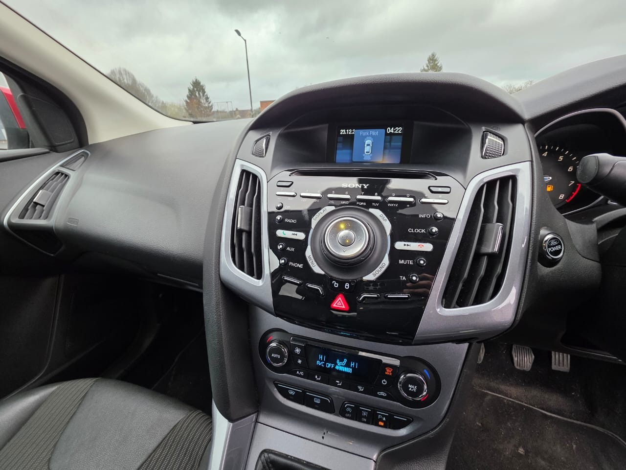 Used Ford Focus 2013 for sale - 76877392: Photo 15